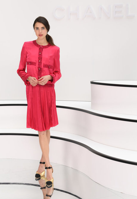 Margaret Qualley hot pornstar pics