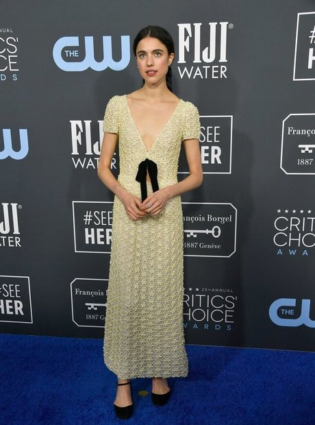 Margaret Qualley model adult pics