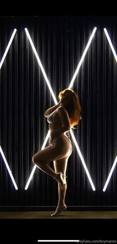 brymarixx naked star photo