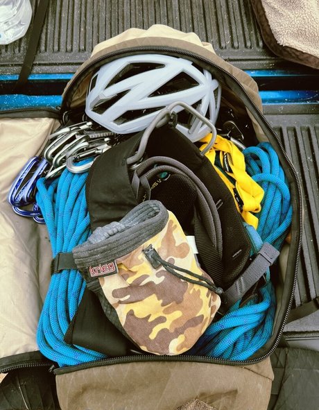 knotty by nature art model archive