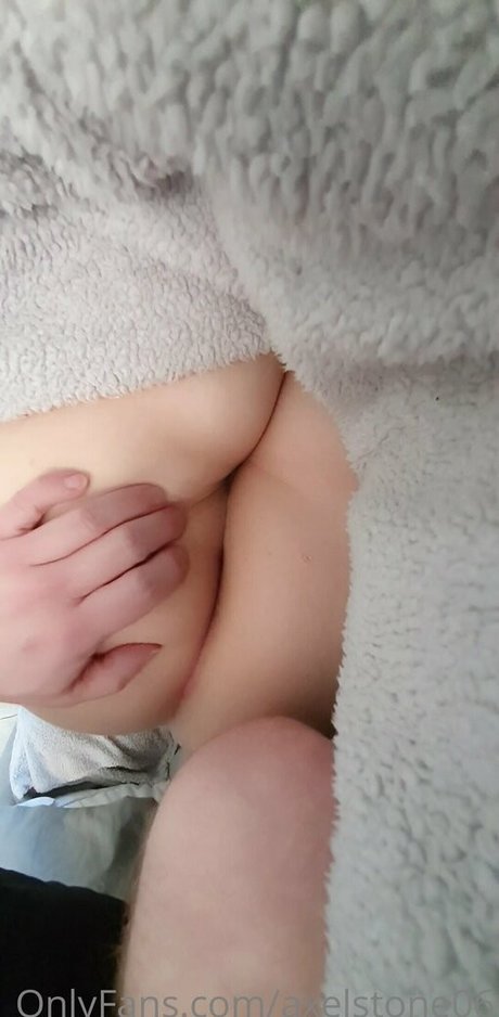 axelstone06 nice pornstar image