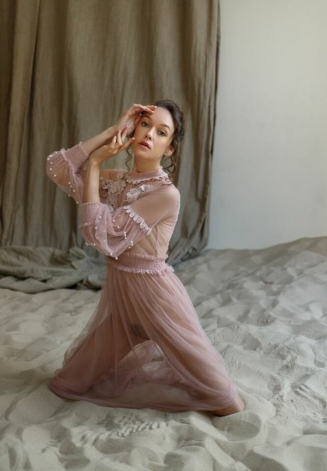 Galina Zhizhikina hot star gallery