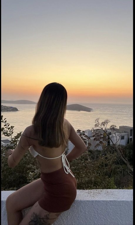 Zeynep Kurubacak pornstar archive