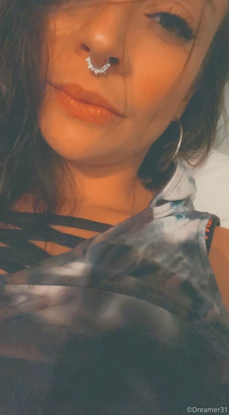 dreamer31 nudes star gallery