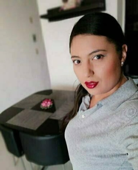 flat chested onlyfans sexy image