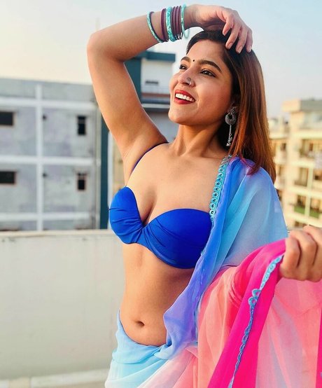 Tanya Chaudhari Photo Gallery