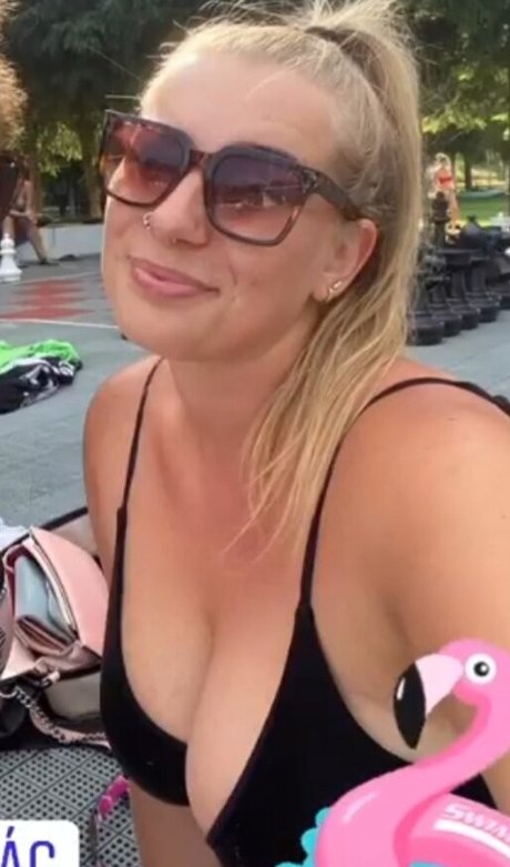 Blondinbelka pornographic model picture