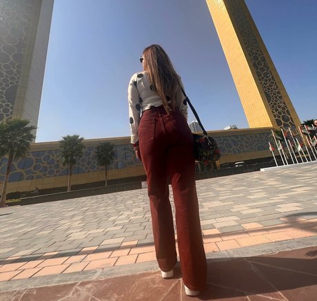 Akanksha Jain hd model photos