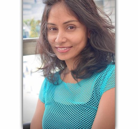 Shivani xxx model archive