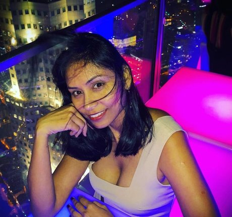 Shivani perfect model galleries