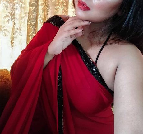 Maya Diba star beautiful pictures