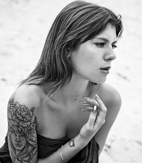 madame clarisse model hot photo