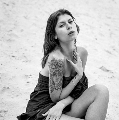 madame clarisse star exclusive photo