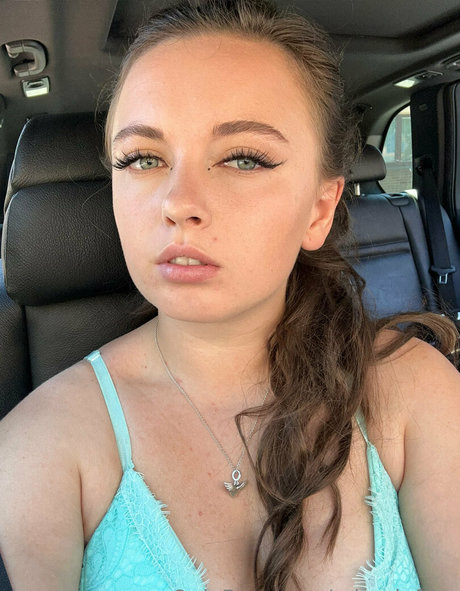 miraclefree nude pornstar photos