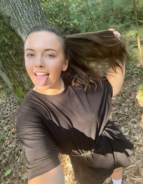 miraclefree sexy model image