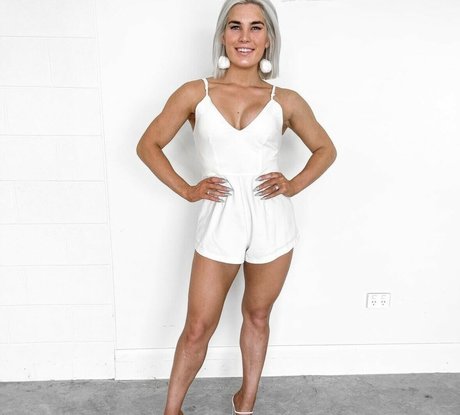 Daisy Lamb sex star archive