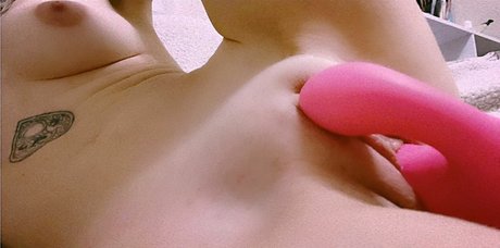 thebeezleboop pornographic star gallery