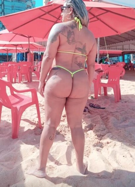 Esther Exhib pornstar sexy photos