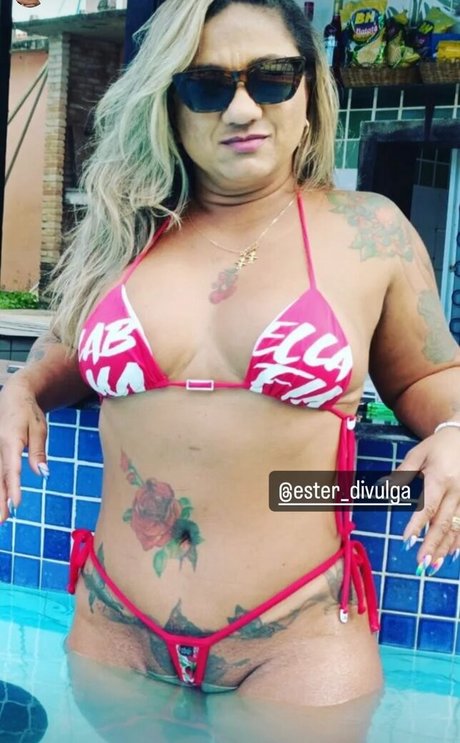 Esther Exhib actress pic