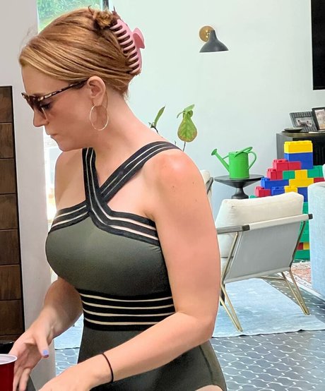 Lindsay DeFranco star exclusive img