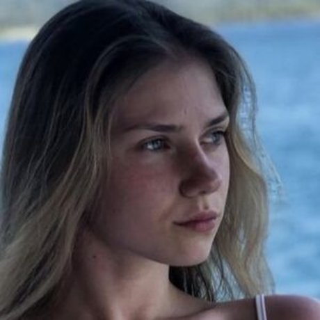 Selinka naked model images