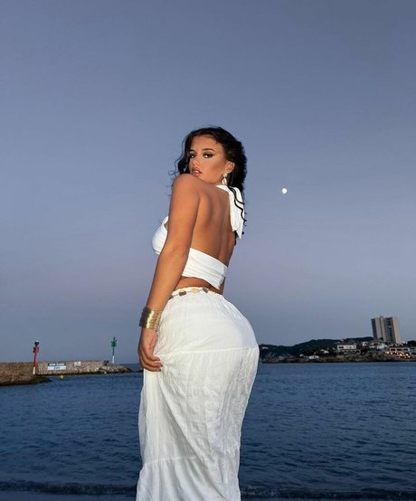 Isabella Evans nudes actress galleries