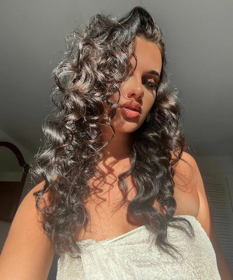 Isabella Evans naked actress archive