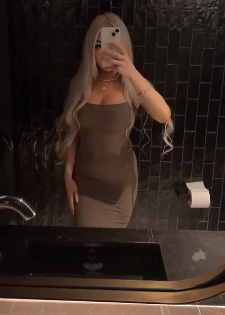 Monet Fisher pornstar xxx pictures