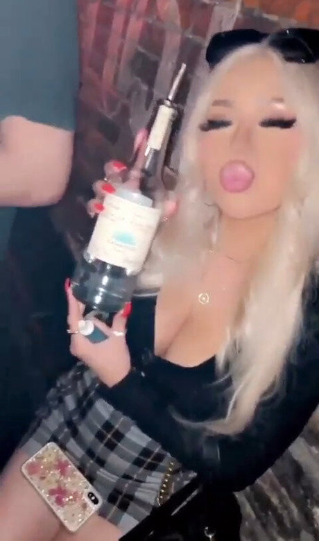 Monet Fisher naked model image