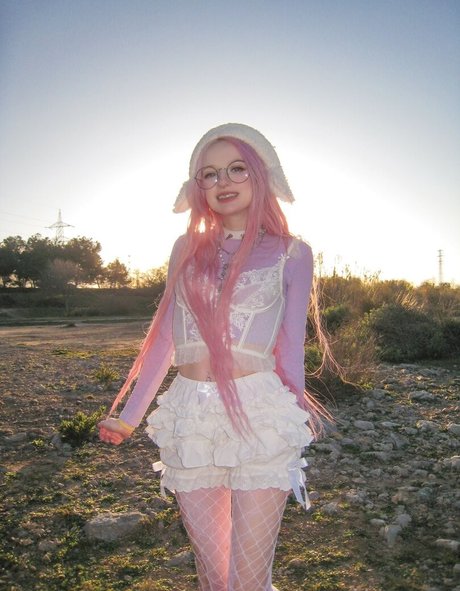 misspetitemay exclusive model images