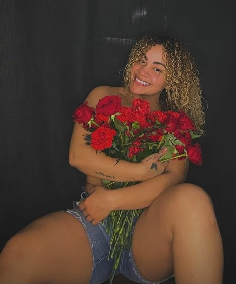 Adxfeels sexy model image