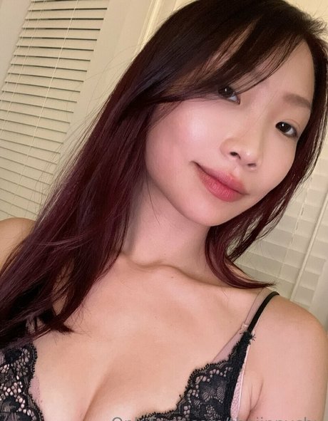 Jinny Chu nude pornstar archive