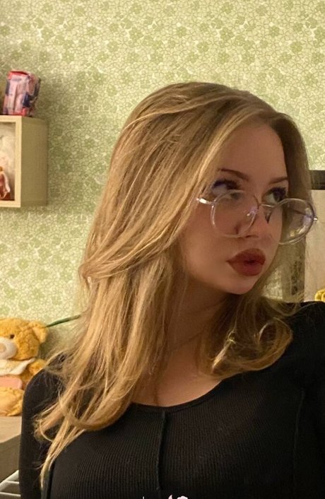 lesbian massage onlyfans erotic galleries