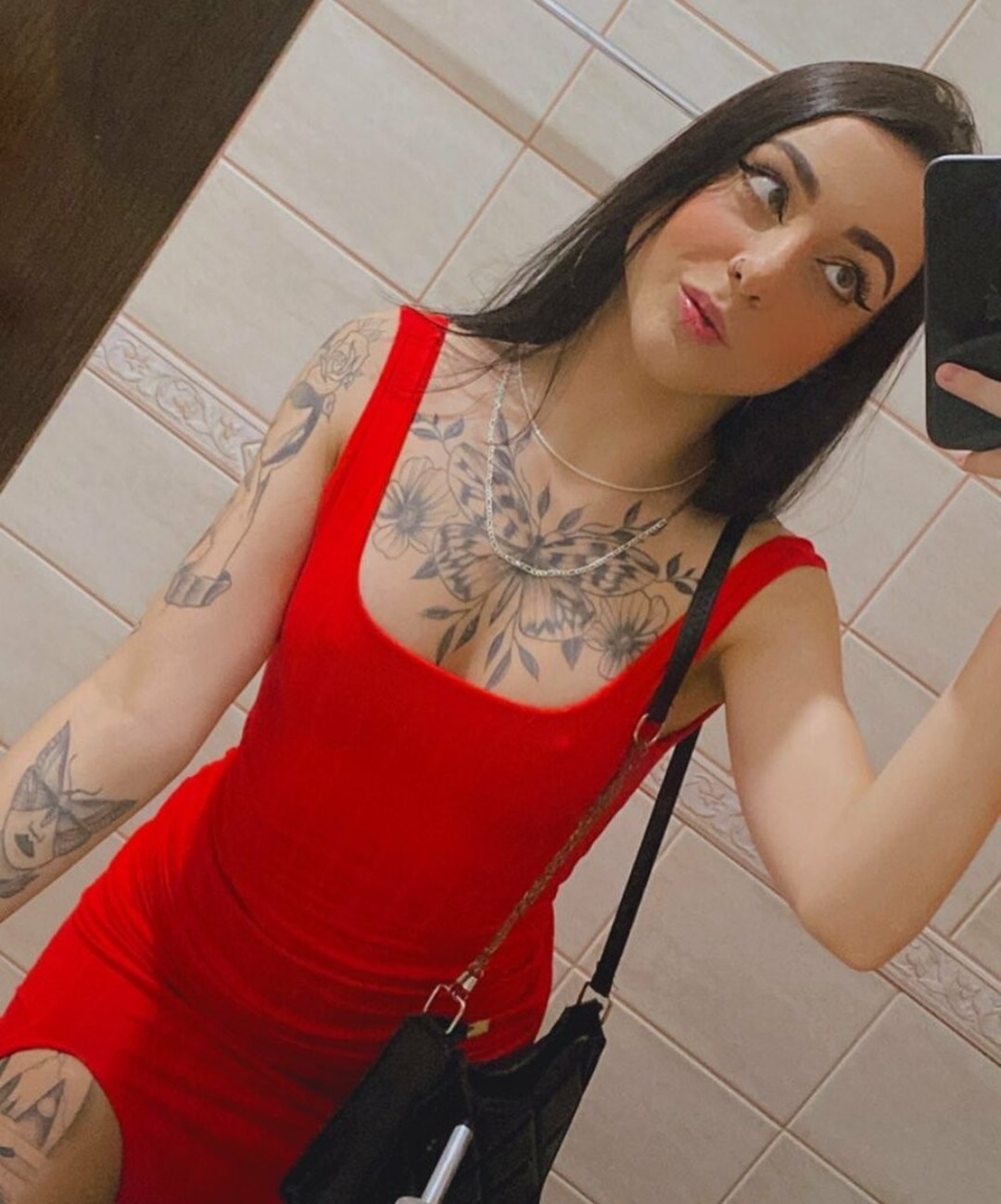 Ellen Maggnus nice star pictures