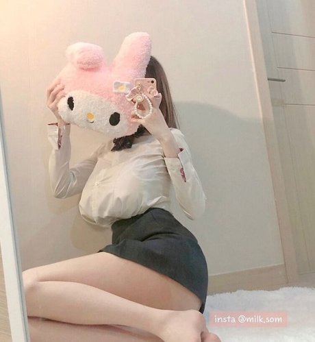 milksom xxx star images