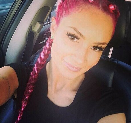 Amy Reid model adult image