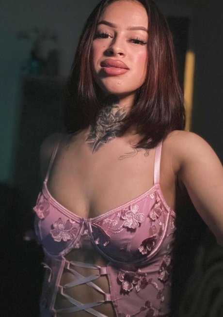 Flaka22z hot star pics