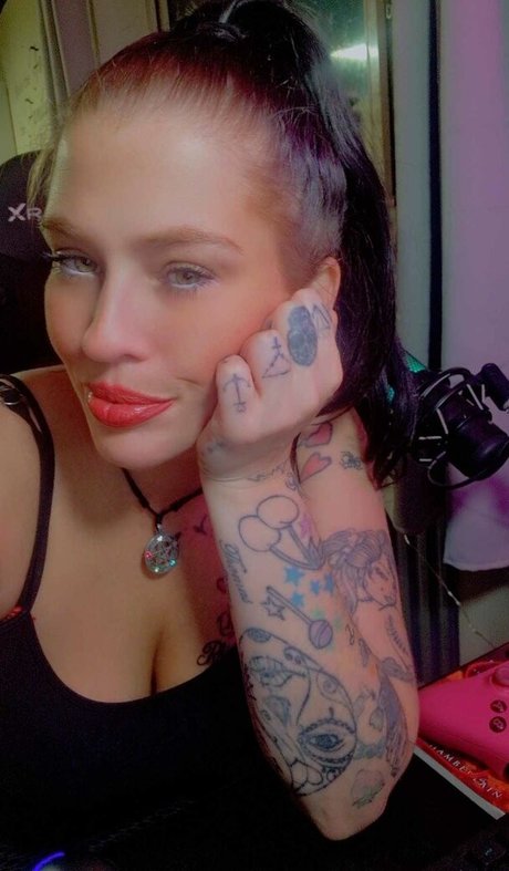 sexy mom onlyfans art naked img