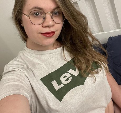 Lina Love pornstar sex galleries