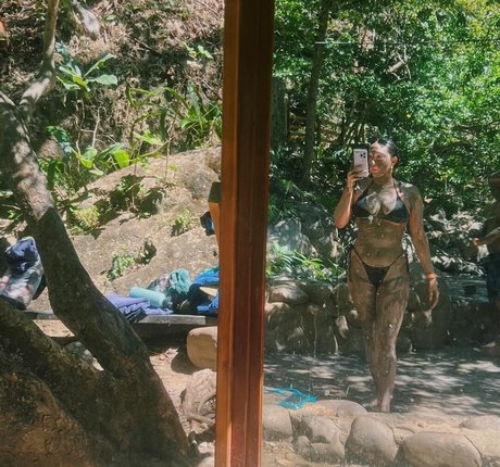 La irais pretty star archive