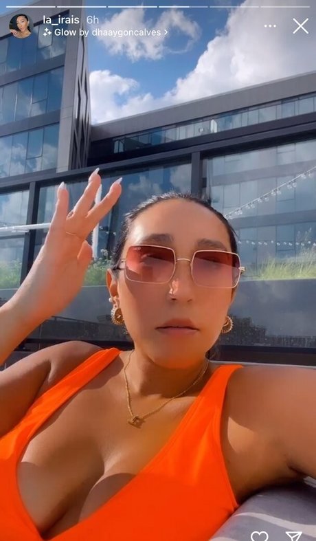 La irais model perfect photos