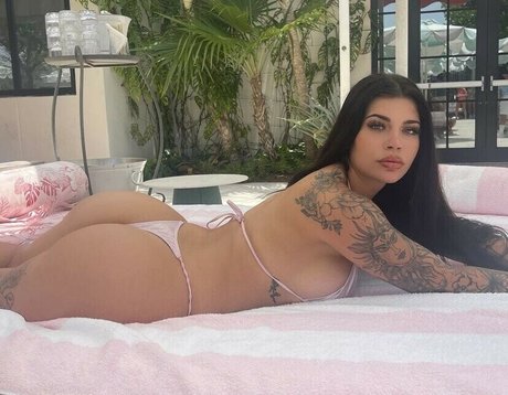 bxrbiedollamanda hot actress images