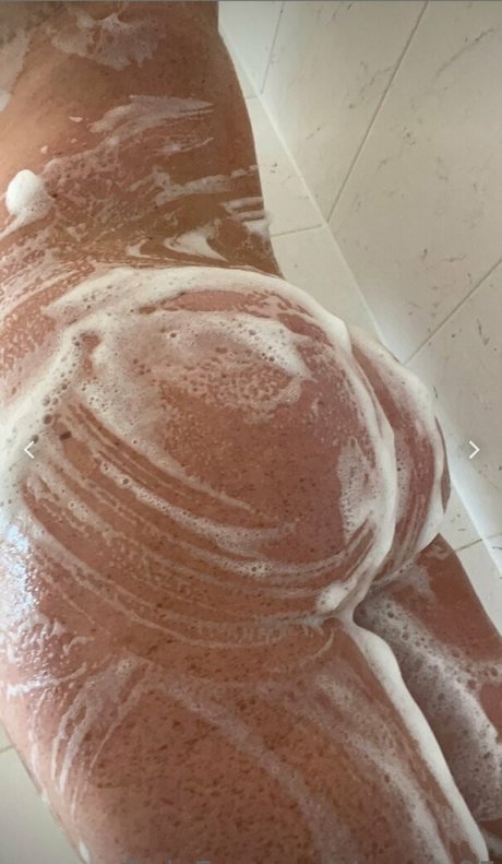 coralx95 sexy pornstar pic