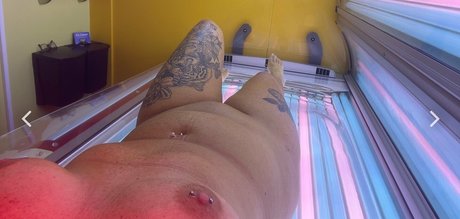 coralx95 sexy pornstar pic