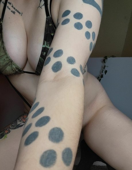 Coophound xxx actress gallery