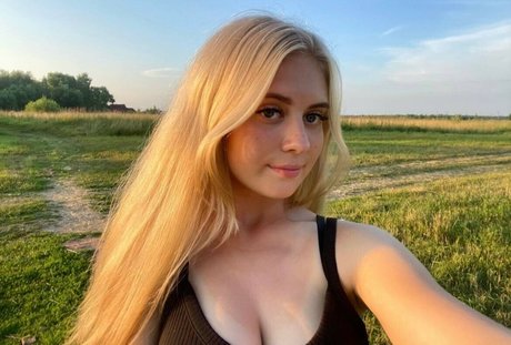 blue energy_ model erotic images