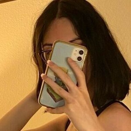 eskayuwu xxx pornstar img