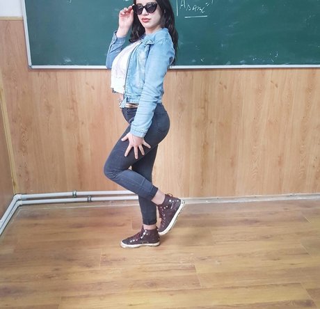 Denisa R Maria pornstar pretty pics