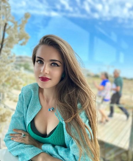 Condessa Anasta art model archive