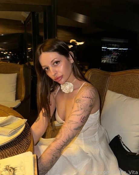 Dolce Vita erotic pornstar photo